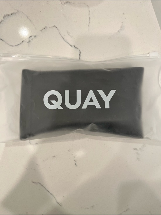 New Quay women’s or men’s sunglasses main image 4